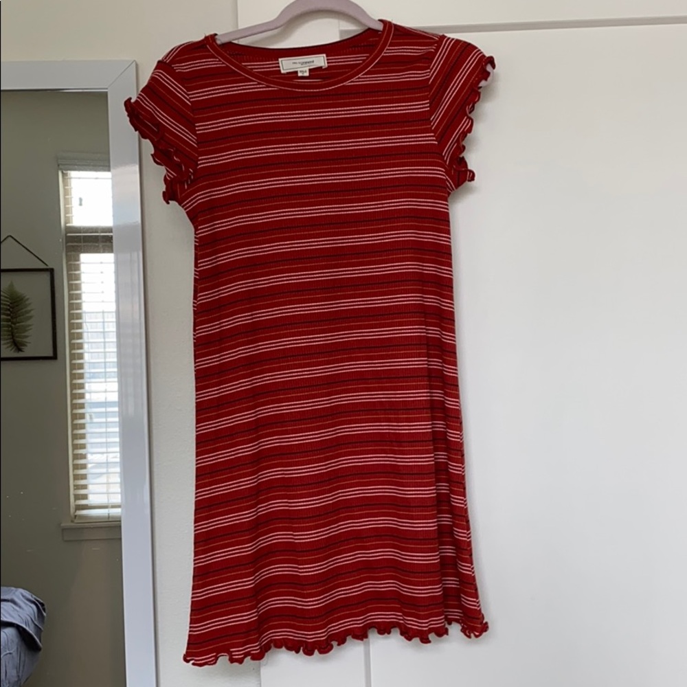 Lettuce hem tshirt dress
